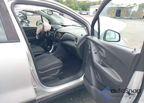 2018 Chevrolet Trax Ls from USA, damaged, VIN 3GNCJNSBXJL200322